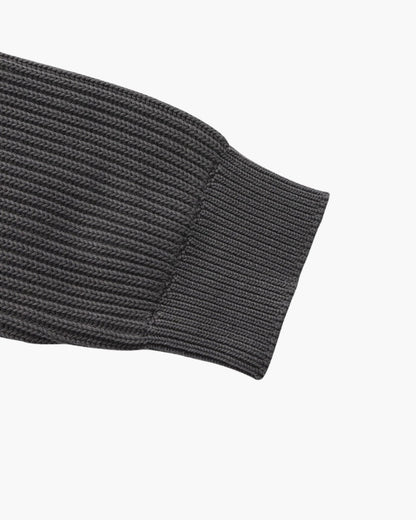 Rippstrick Rundhalspullover